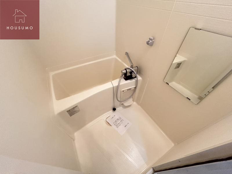 バス・シャワールーム　落ち着いた空間のお風呂です