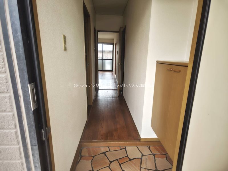 玄関　玄関収納あります！