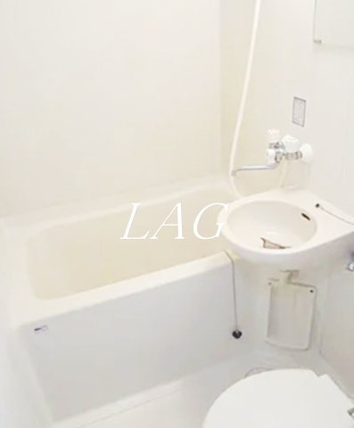 バス・シャワールーム　お風呂（同仕様）です。