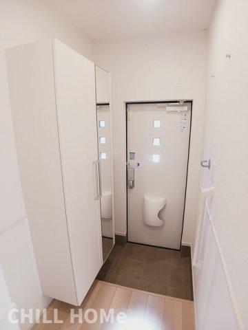 玄関　当社、チルホームのHPもご覧ください(^^)/物件情報多数♪