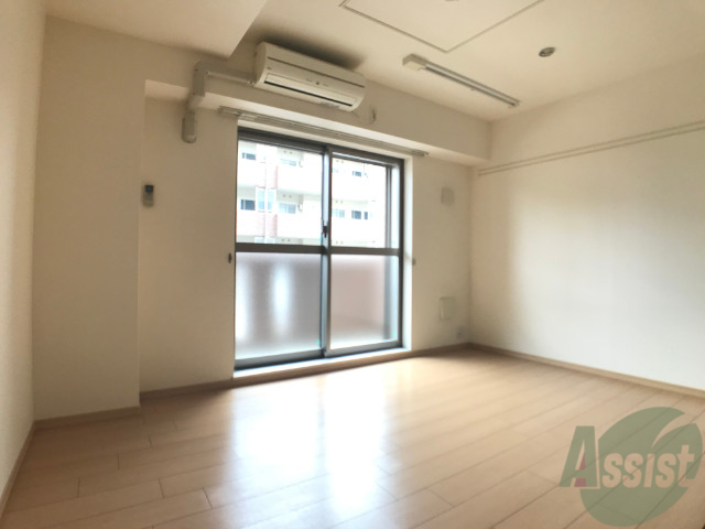 その他部屋・スペース　壁が白いので、お部屋に圧迫感を感じにくいですね。