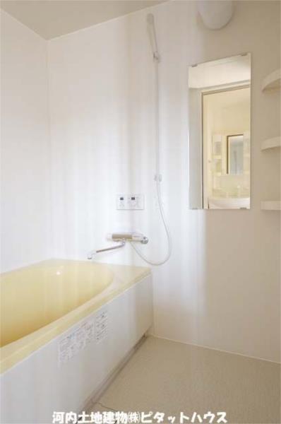 バス・シャワールーム　類似室内