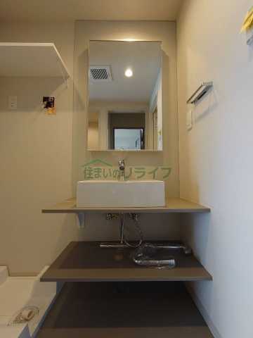 洗面設備　別部屋の参考写真です。