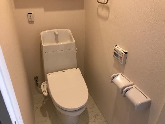 トイレ　シャワー付トイレ
