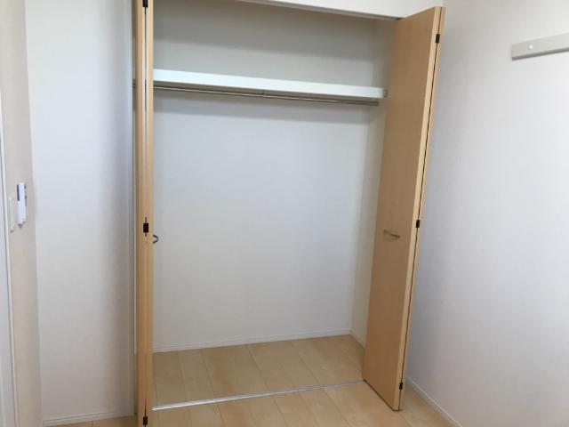 収納　クローゼット
