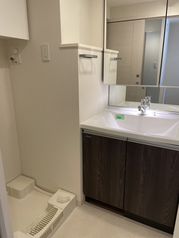 洗面設備　身支度に欠かせない独立洗面台♪