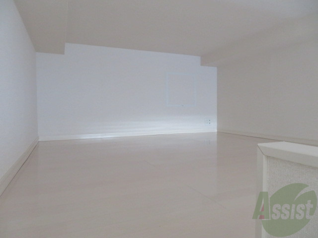 その他部屋・スペース　６．１帖のロフトです。こちらは寝室にいかがでしょうか。