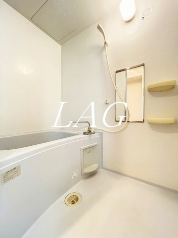 バス・シャワールーム　お風呂です。