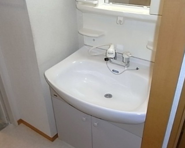 洗面設備　他部屋参考。