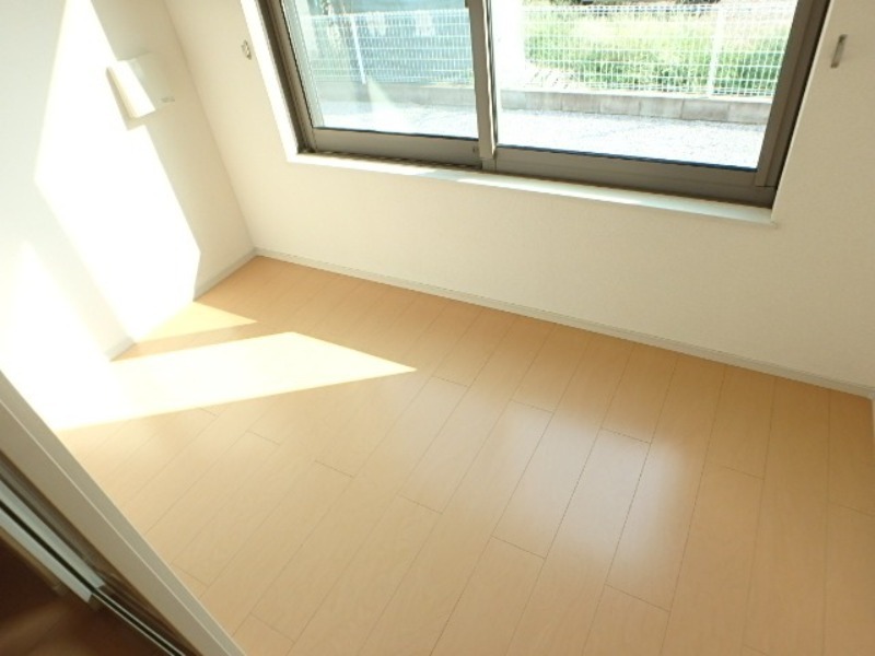 バルコニー　図面と現状に相違がある場合には現状を優先