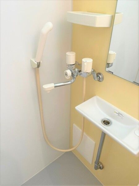 バス・シャワールーム　落ち着いた空間のシャワールームです