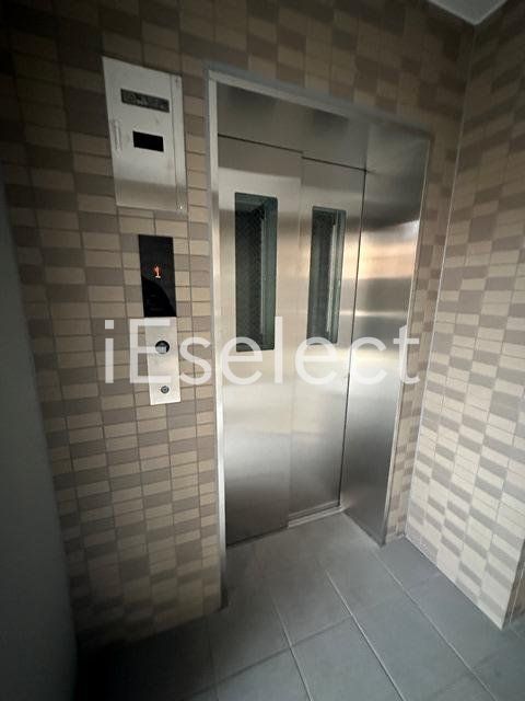 その他共有部分　エレベーター付きで上階の移動も楽ですね