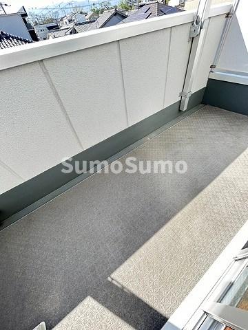 バルコニー　落ち着いた時間を過ごせるバルコニーです