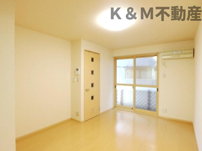 居室・リビング　ゆったりとした居間です