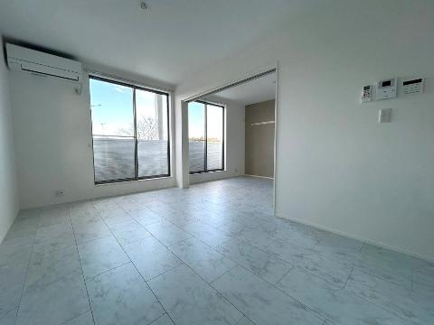 居室・リビング　リビング