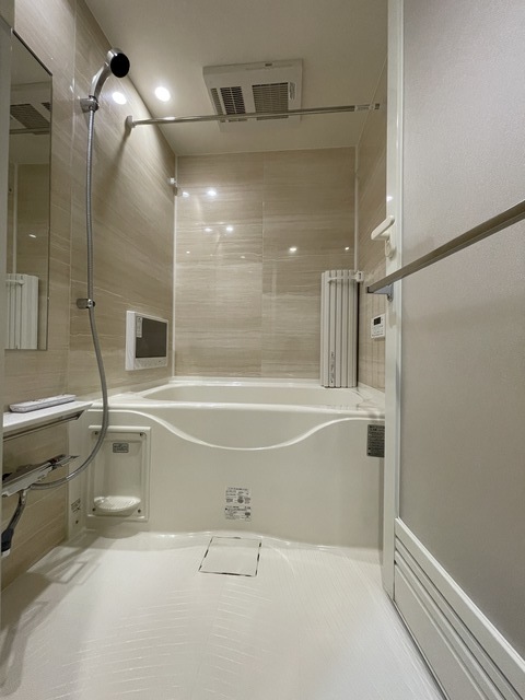 バス・シャワールーム