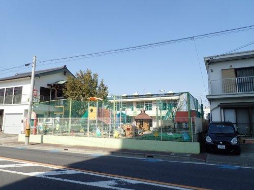 幼稚園・保育園　若草保育園（幼稚園・保育園）まで221m