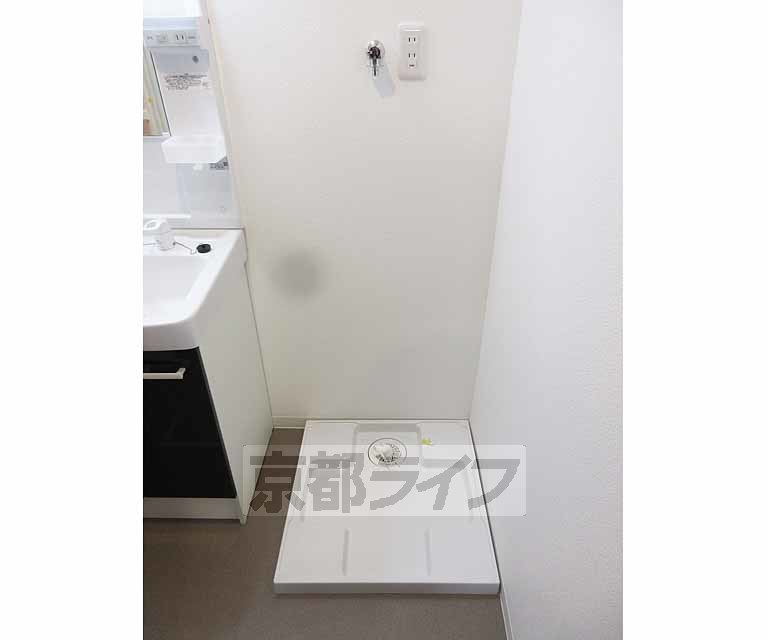 洗面設備　洗面所に洗濯機置けます！