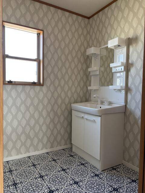 洗面設備　洗面化粧台