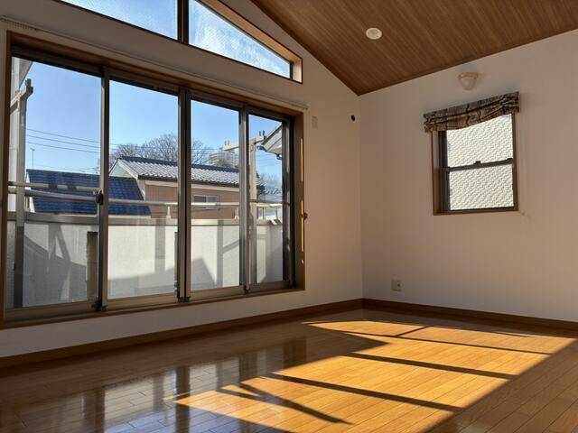 居室・リビング　リビング