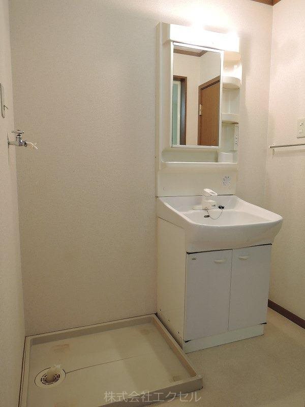 洗面設備　同建物別室の写真です。