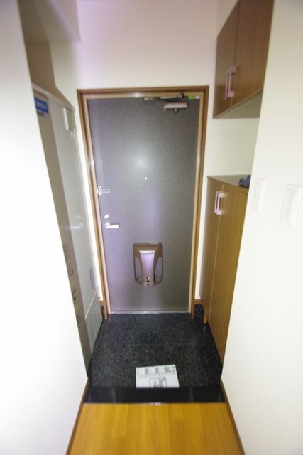 玄関　★お問い合わせ・ご来店はタウンハウジング橋本店まで★