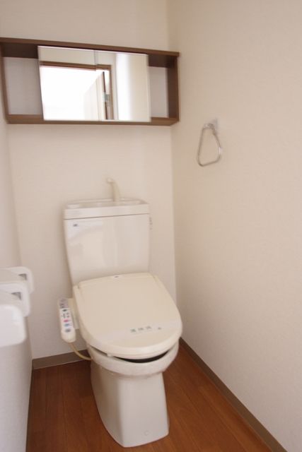 トイレ　★お問い合わせ・ご来店はタウンハウジング橋本店まで★