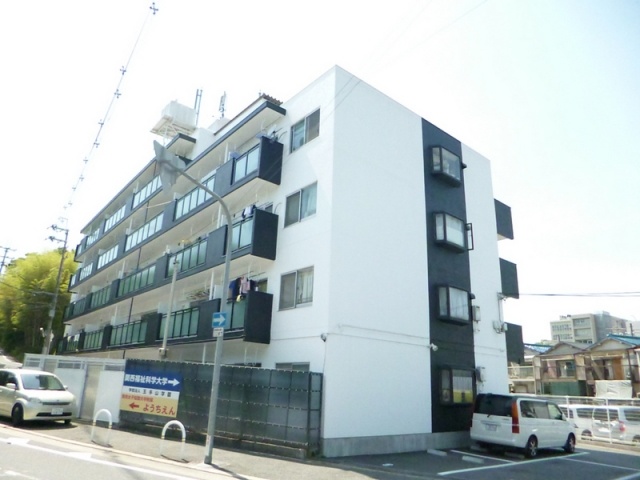 建物外観　外壁塗装でカッコいい外観になってます♪