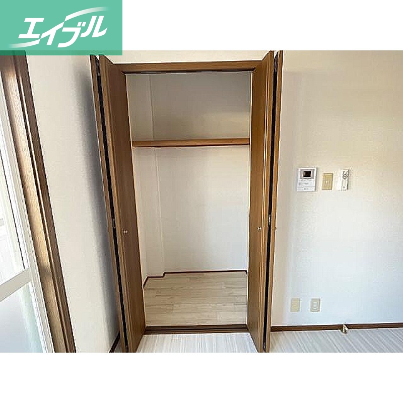 収納　クローゼット