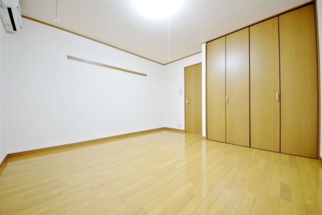 その他部屋・スペース　★明るい洋室★