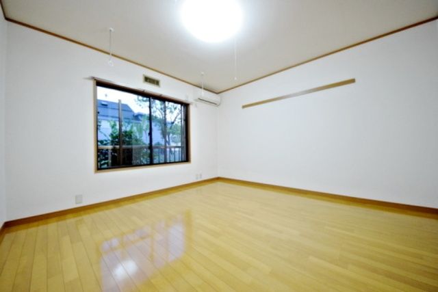 居室・リビング　★綺麗な洋室★