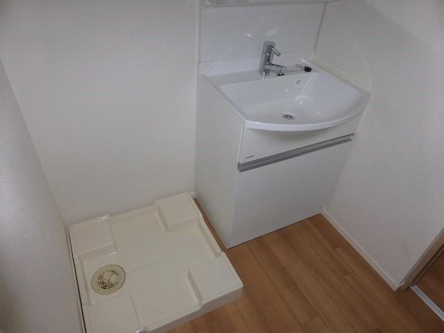 洗面設備　忙しい朝には欠かせない洗面所です