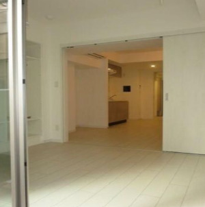 居室・リビング　※別部屋の参考写真です。