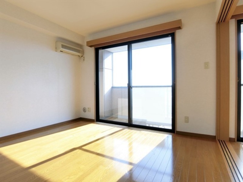 居室・リビング　図面と現状に相違がある場合には現状を優先