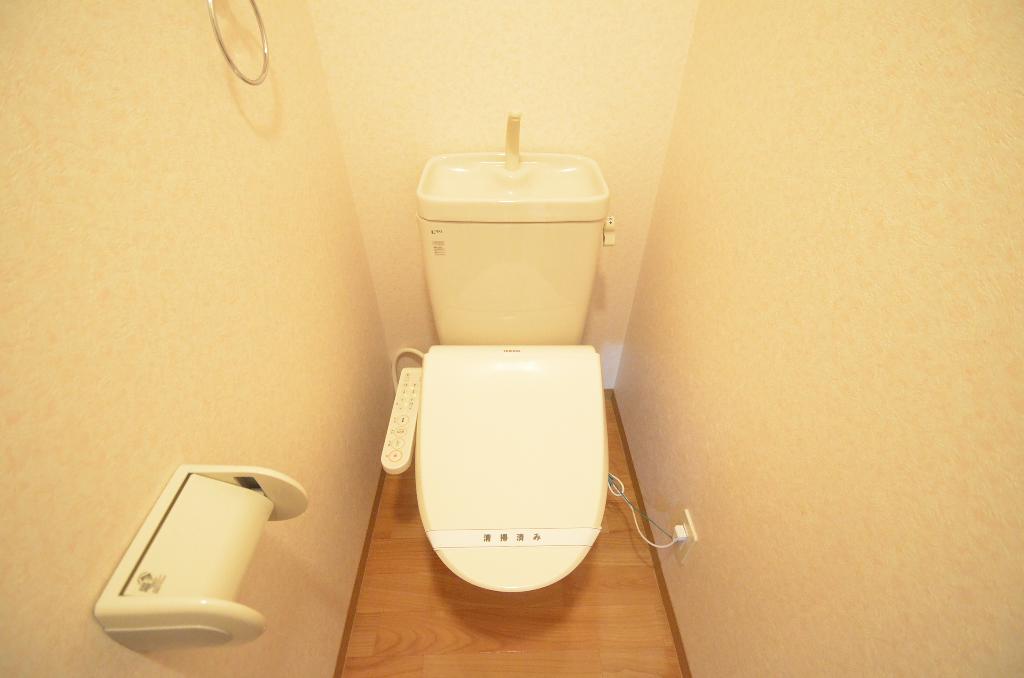 トイレ　シャワー付トイレ