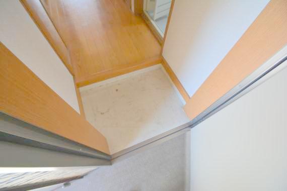 玄関　落ち着いたおしゃれな玄関です。