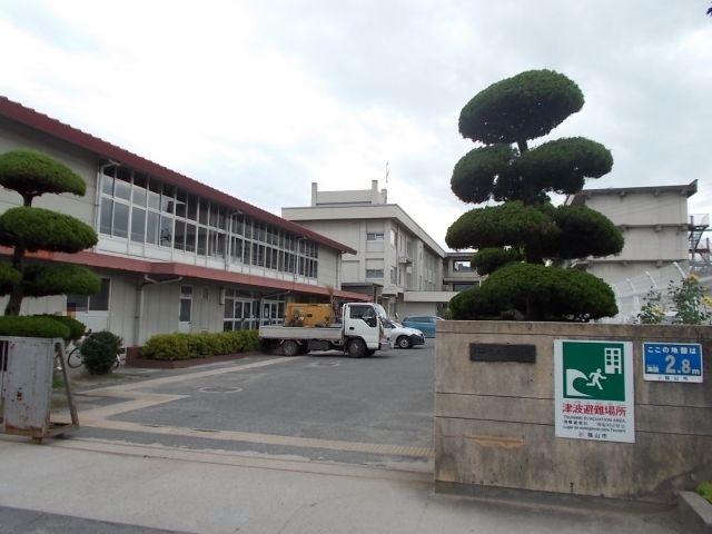 小学校　福山市立光小学校（小学校）まで110m