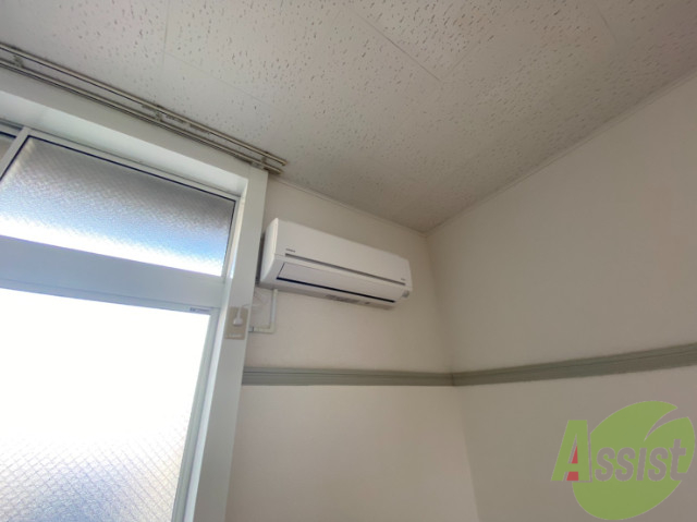 その他設備　あらかじめエアコンがついています。夏も冬も快適ですよ。