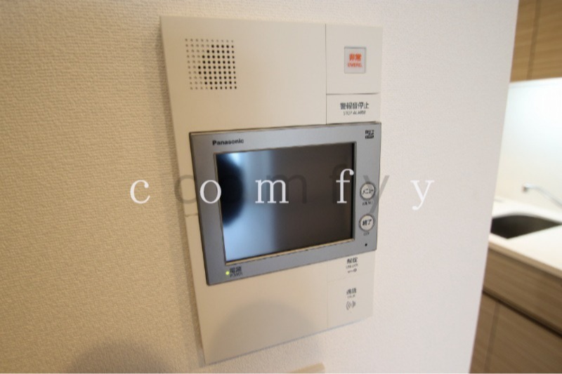 セキュリティ　モニター付きインターホン