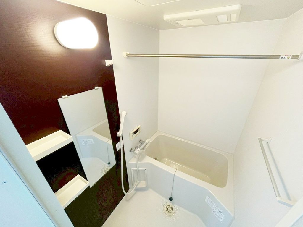 バス・シャワールーム　バス