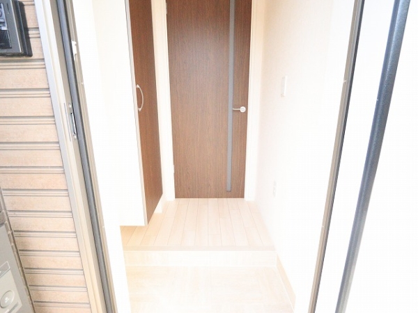 玄関　内装イメージ