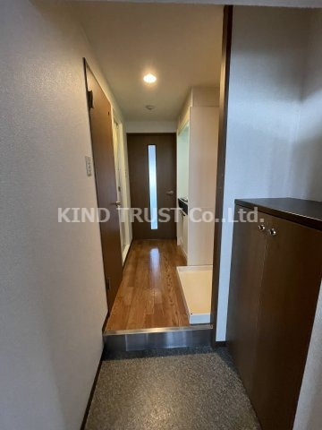 玄関　ゆったりとした玄関です 参考写真です