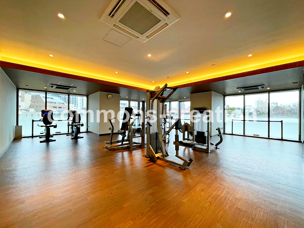 飲食店　31アイスクリーム目黒店（飲食店）まで189m