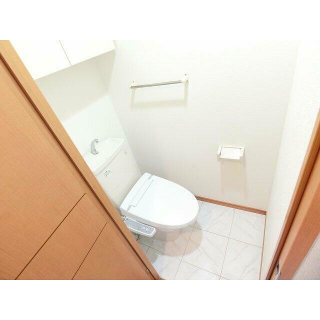 トイレ　別部屋参考写真