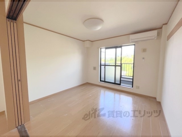 居室・リビング　洋室