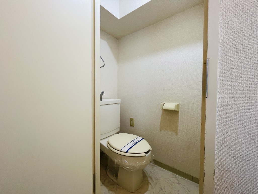 トイレ　トイレ個室♪