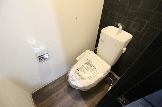 トイレ　※別部屋の写真です