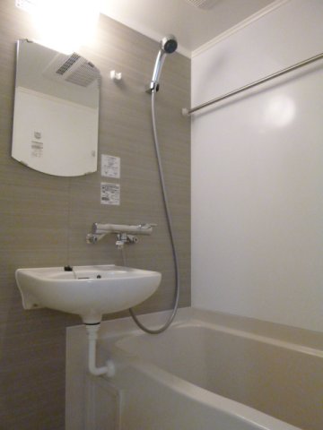 バス・シャワールーム　バス