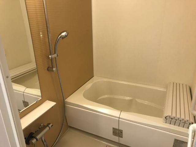 バス・シャワールーム　下駄箱