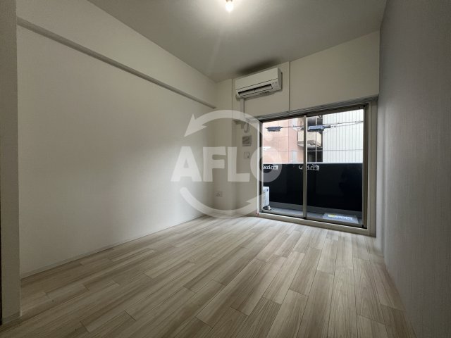 居室・リビング　セレニテ九条リアン　リビング